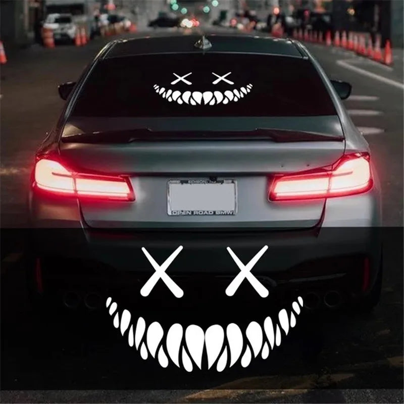 Adesivo Demon Sorridente para Vidro Traseiro